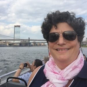 Meet your Posher, Lynn